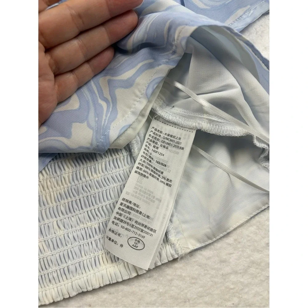 Abercrombie & Fitch‎ Light Blue and White Swirl Tie-Front Blouse Size S.
